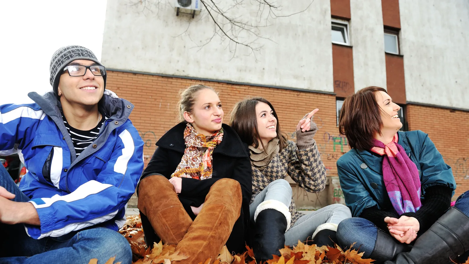 How To Choose Noise Reducing Headphones For Study cover image